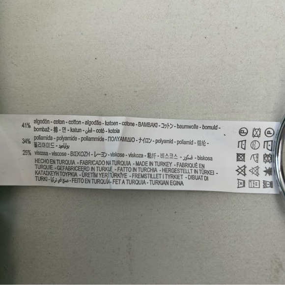 Zara Lace V-Neck Top Short Sleeve Rhinestone Button Blouse Green Size Small NWT - Picture 13 of 16